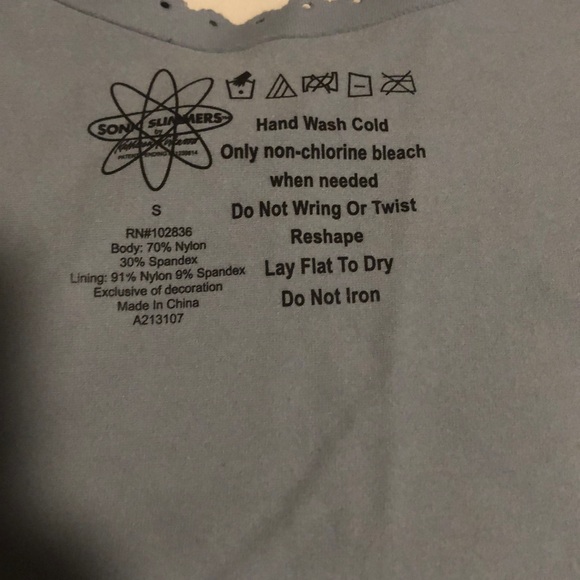 NWOT Lace Body-con Short blueish gray Tank Top - Picture 8 of 8